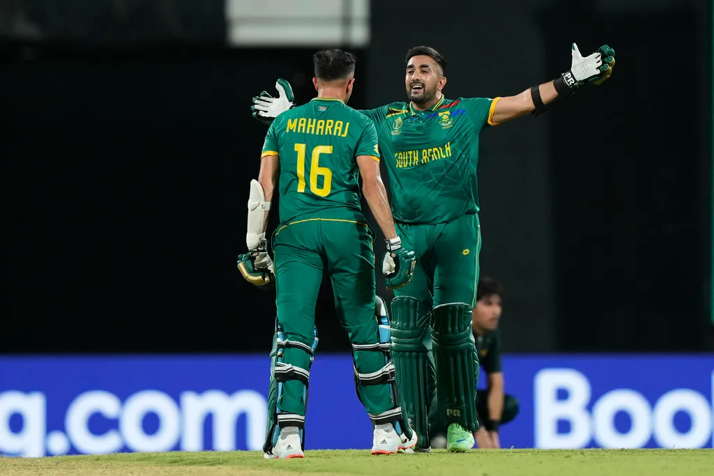 'Boys Wouldn’t Welcome Me Back,' Tabraiz Shamsi's Hilarious Take on Tense Moment vs PAK