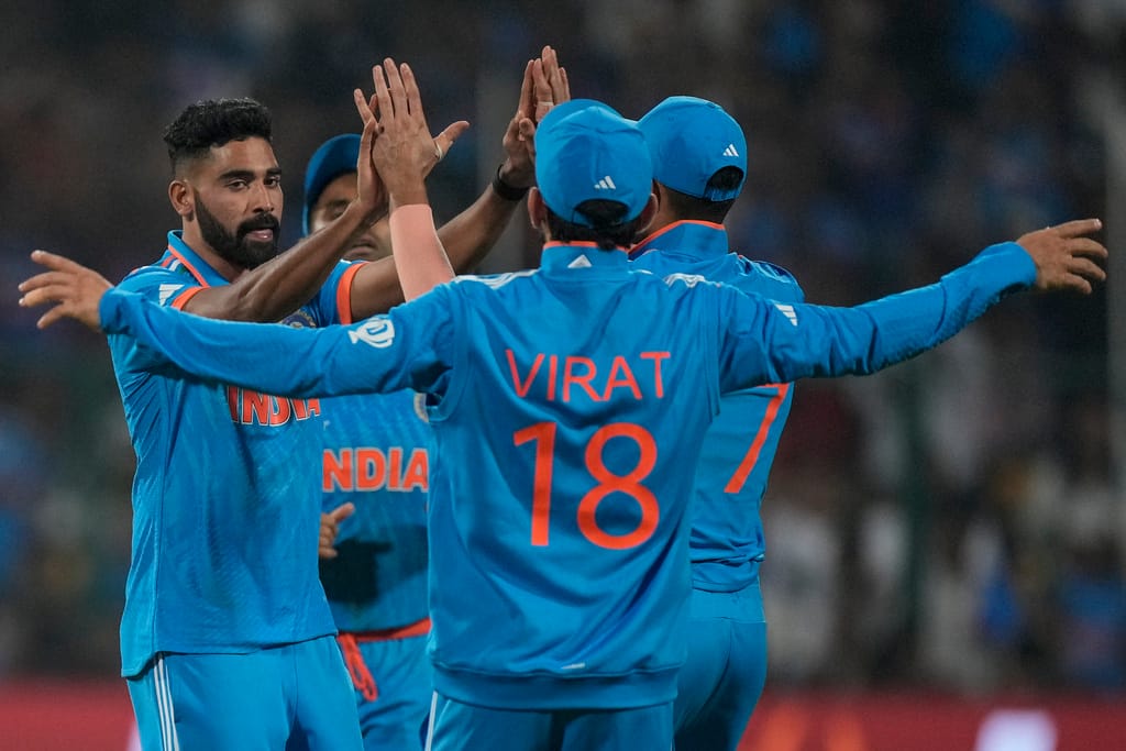 India's Bowling Coach Unveils Siraj's Secret Weapon for Wicket-Taking in World Cup 2023