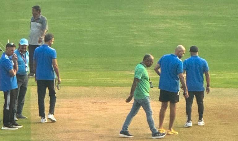 Rahul Dravid, And Coaching Team Head to Wankhede for Pitch Evaluation; Check Pic
