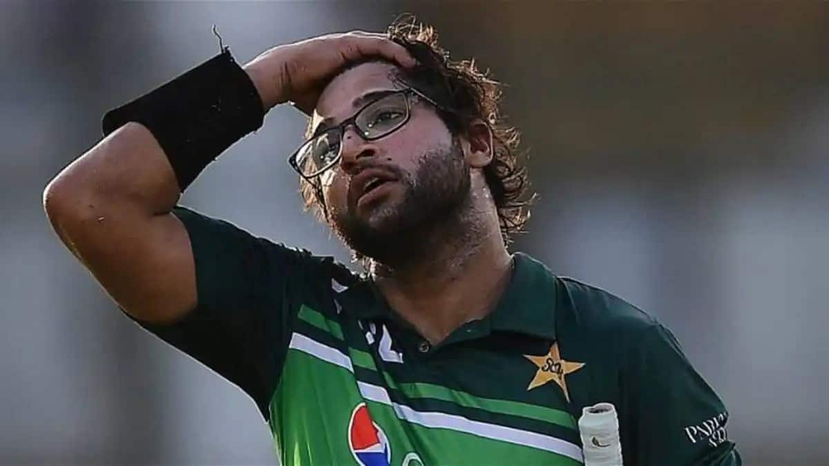 Throwback To When Imam-Ul-Haq's Controversial WhatsApp Chats Leaked On Internet