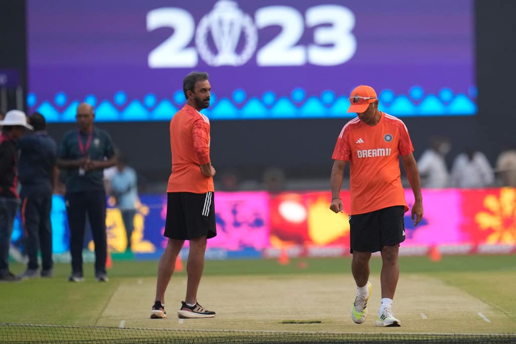 Rahul Dravid, Rohit Sharma Hold Ahmedabad Pitch Responsible For World Cup Final Defeat