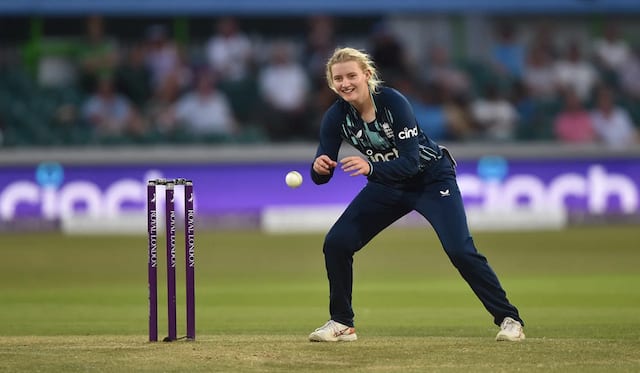 'She Is The Latest To...' - Knight Gives Charlie Dean's Injury Update Ahead Of India T20Is