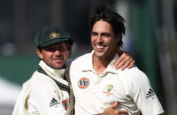 'I Have To Get In Between These Two...' Ponting On Warner-Johnson Controversy