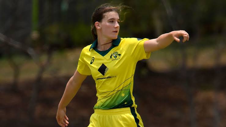 WPL Auction 2024 | Delhi Capitals Outbid Mumbai Indians To Get Annabel Sutherland For 2 Cr