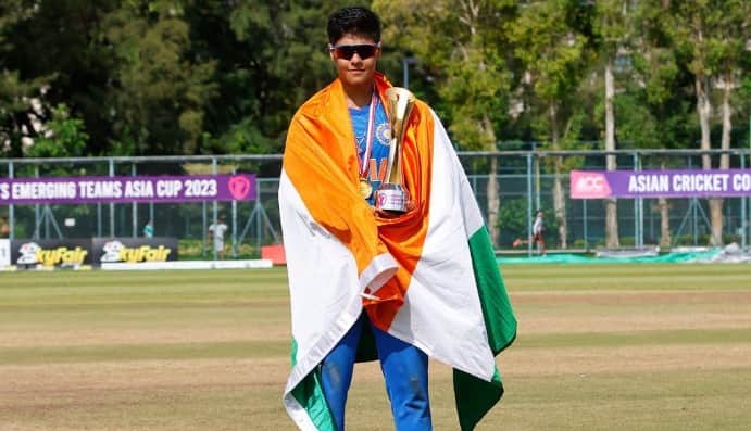 WPL Auction 2024 | Who is Kashvee Gautam? The All-Rounder Picked by Gujarat Giants For 2 Crores