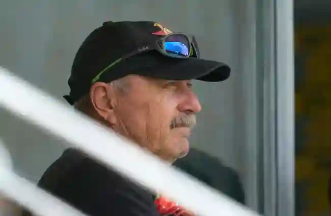 Zimbabwe's Dave Houghton Resigns After T20 World Cup 2024 Elimination