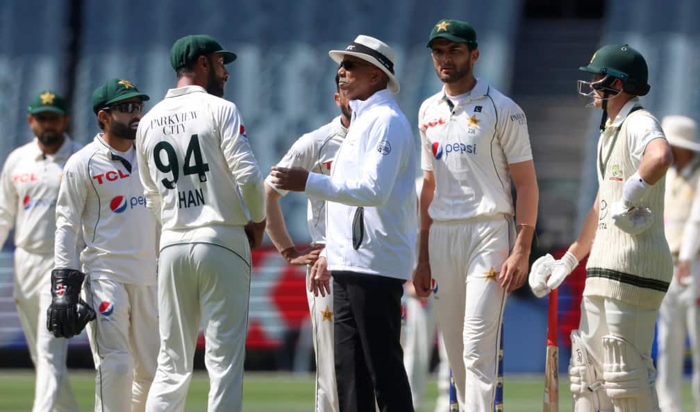 PCB To Fine Pakistan Players $500 For Sleeping, Missing Practice