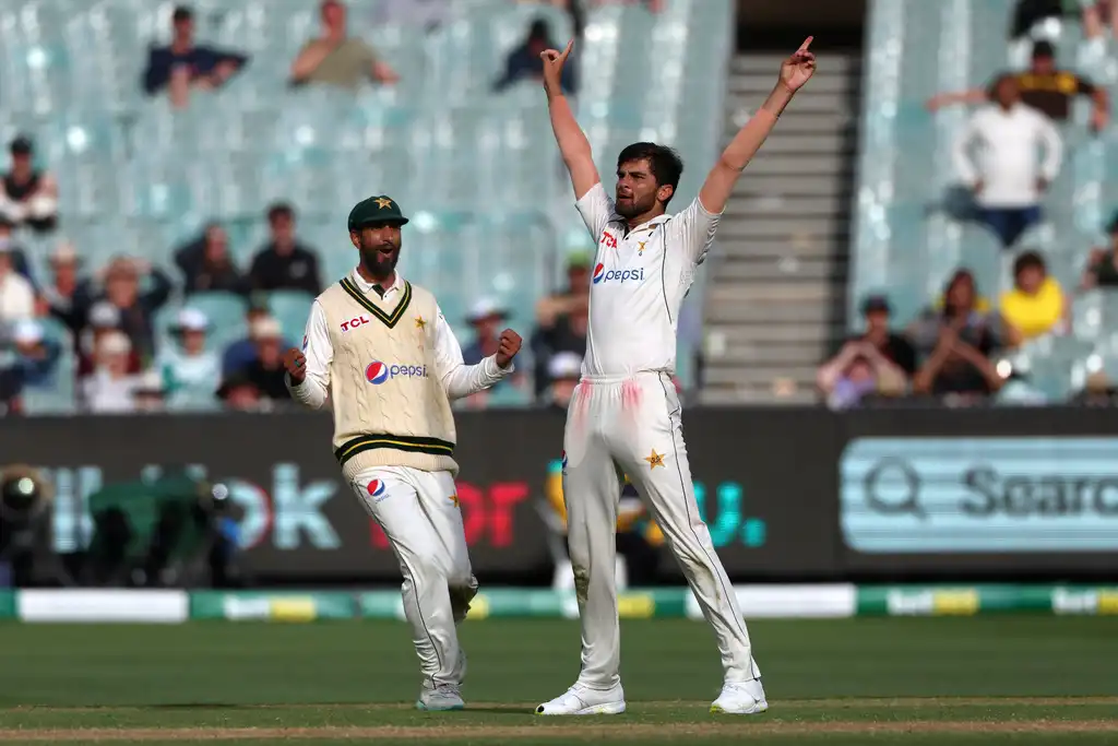 Top 3 Bowling Spells By Shaheen Afridi Against Australia