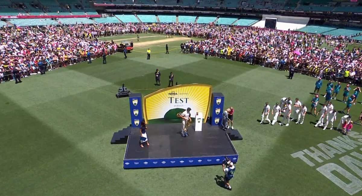 Flashback To Old Days For Fans After Crowd Gathers On SCG Outfield