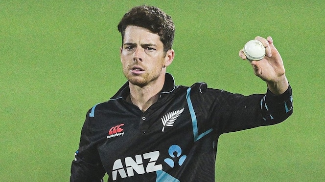 'They’ve Shown That...'- Mitchell Santner Showers Rich Praise on Pakistan