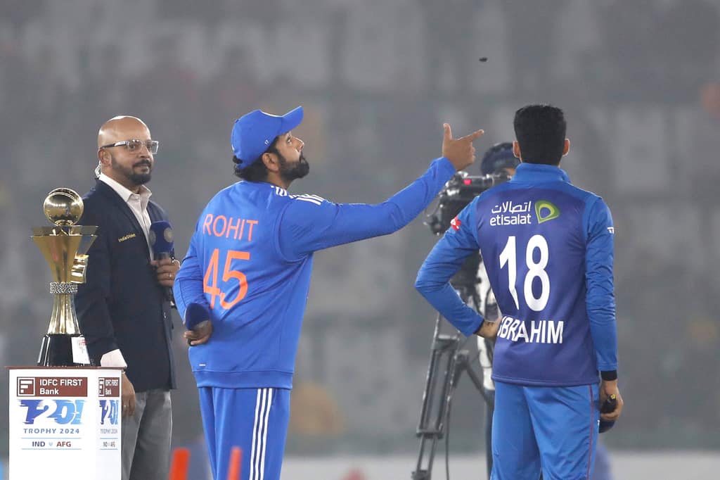 Sanju Samson Returns As Rohit Sharma Led-Team India Wins The Toss And Opts To Bat First at Bengaluru