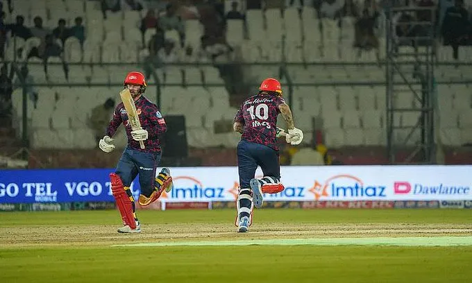 The United depend quite heavily on the opening pair of Munro and Hales [X.com]