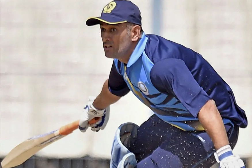 MS Dhoni playing for Jharkhand (X.com)