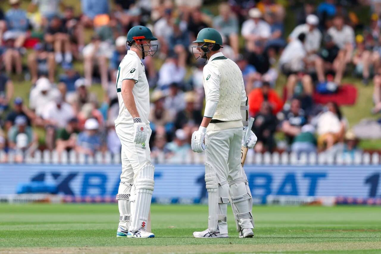 Cameron Green and Josh Hazlewood on Day 2 of Wellington Test (x.com)