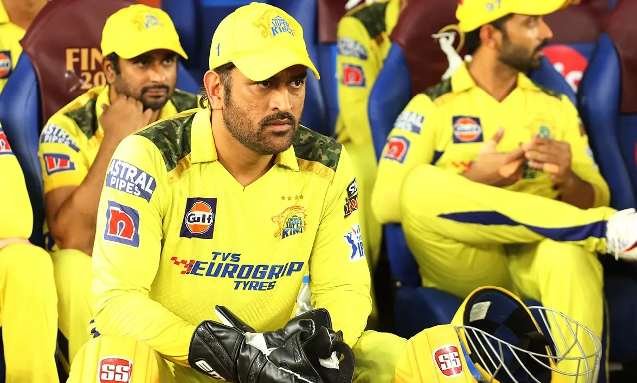 MS Dhoni with CSK teammates during IPL 2023 (iplt20.com)