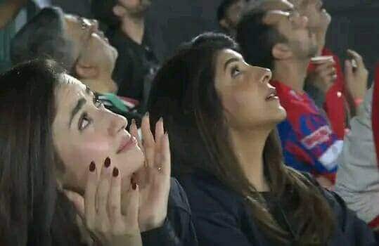 Shoaib Malik's wife Sana Javed in the crowd (x.com)