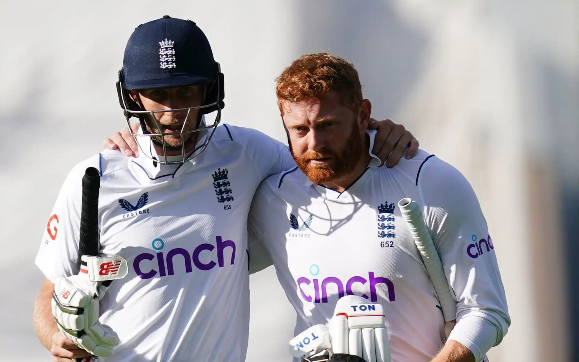Jonny Bairstow & Joe Root in action for England  (X.Com)