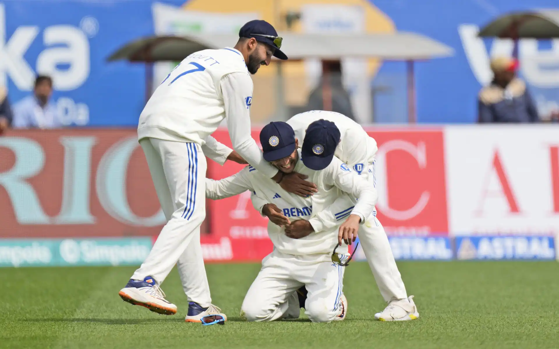 Shubman Gill took an excellent catch running backwards (Source: AP Photo)