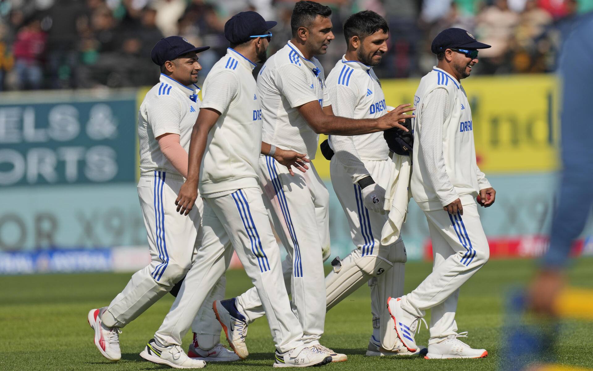 Kuldeep Yadav And R Ashwin were the pick of the bowlers (Source: AP Photo)