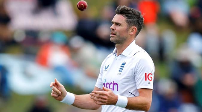 Top 5 Test Bowling Spells By James Anderson