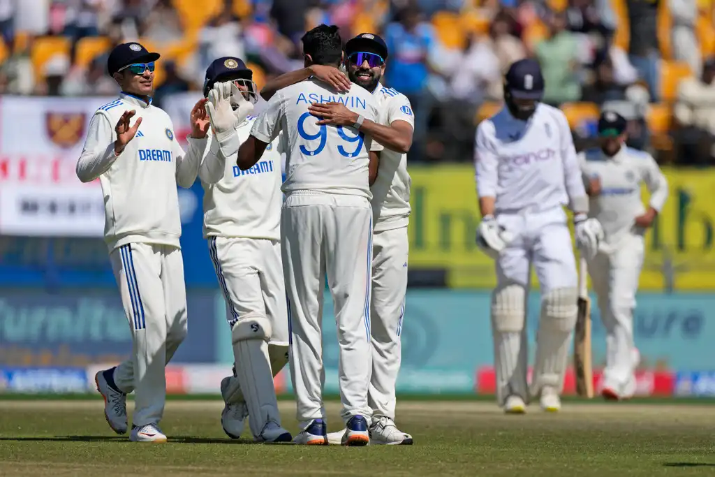 Indian players celebrating ENG wicket (X.com)
