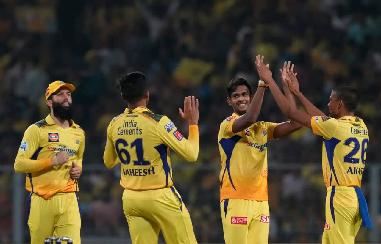 Pathirana celebrating a wicket with CSK teammates during IPL 2023 (AP)