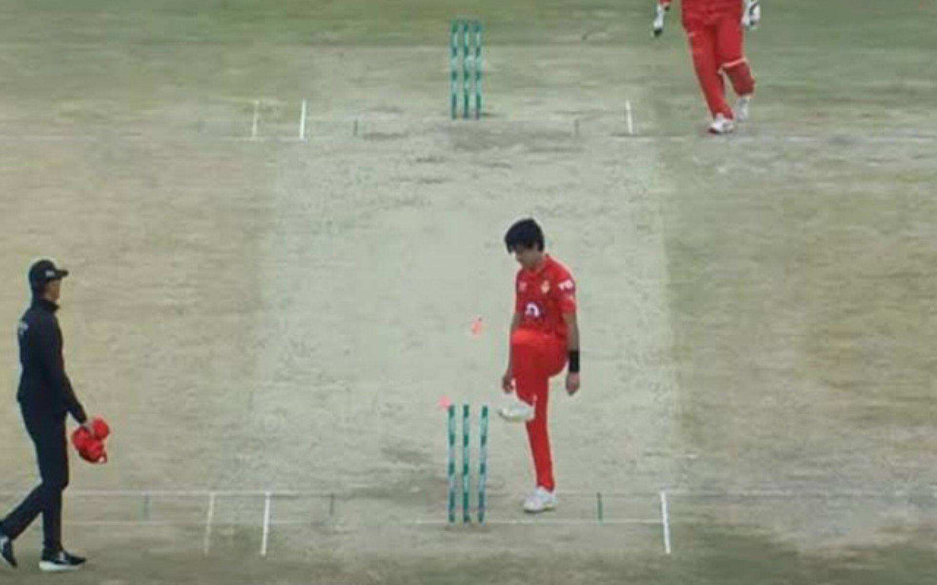 Naseem kicking the stumps during the match against Multan. (X.com)
