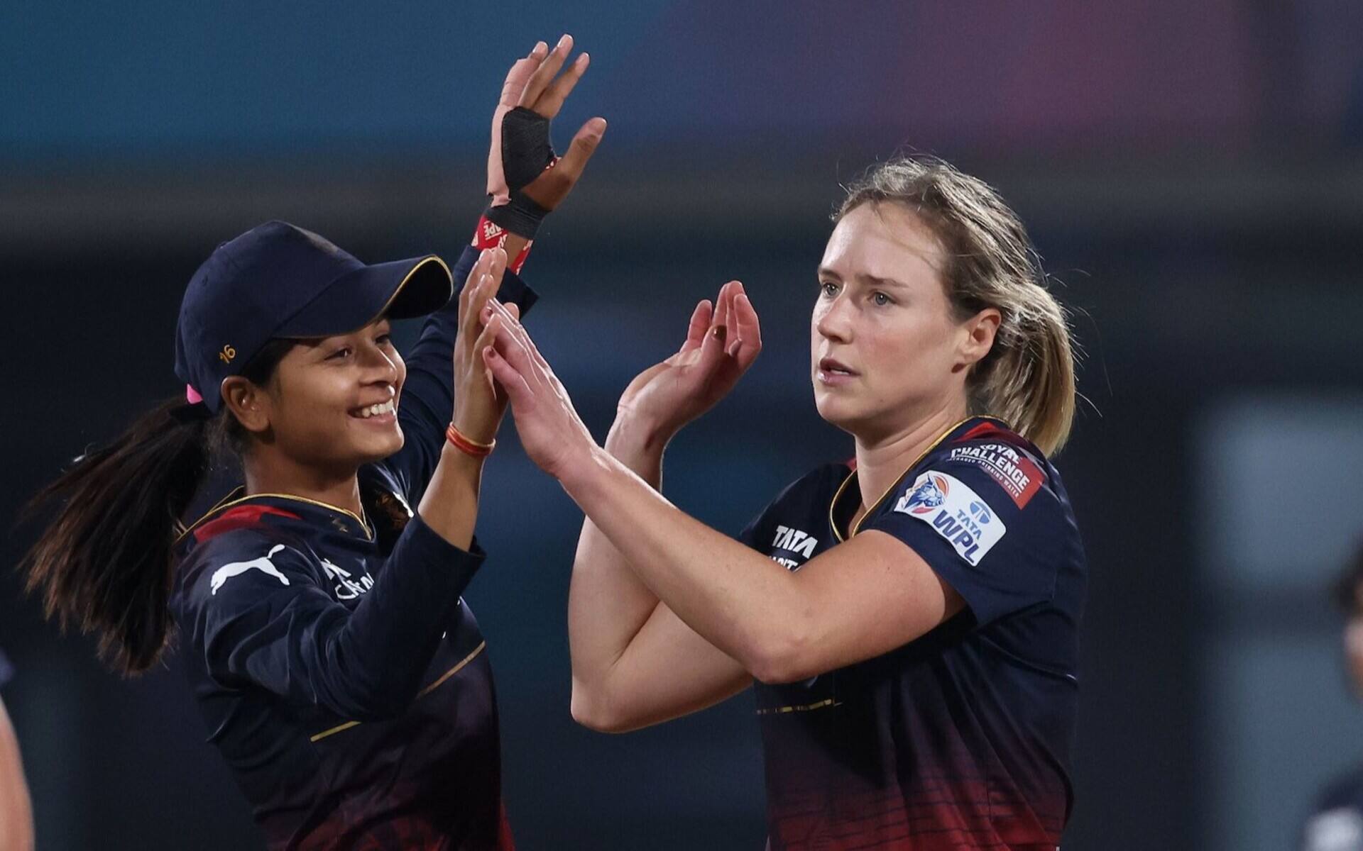 Ellyse Perry cleaned up S Sajana (Source: WPL)