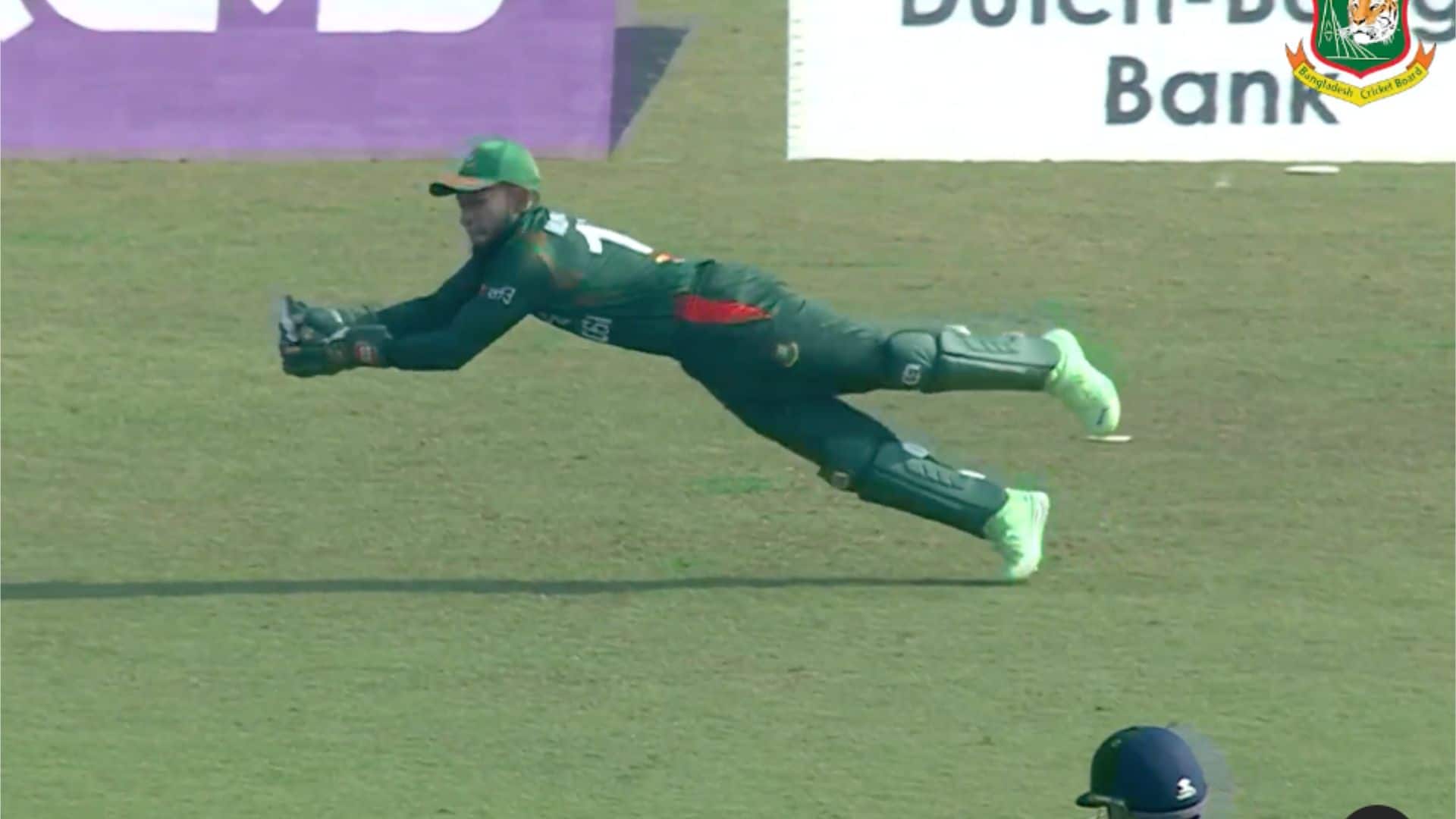 Mushfiqur Rahim took a magnificent catch [X.com]
