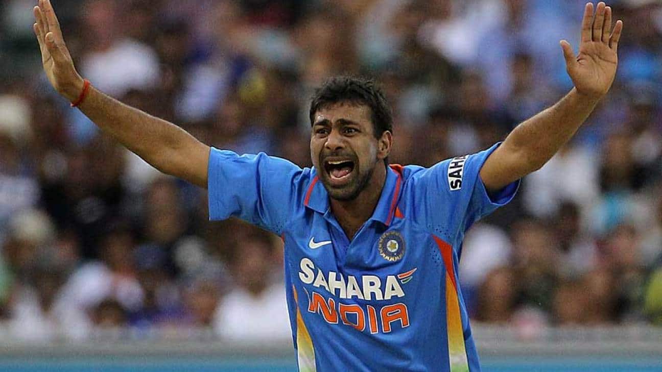 Praveen Kumar playing for India (X.com)