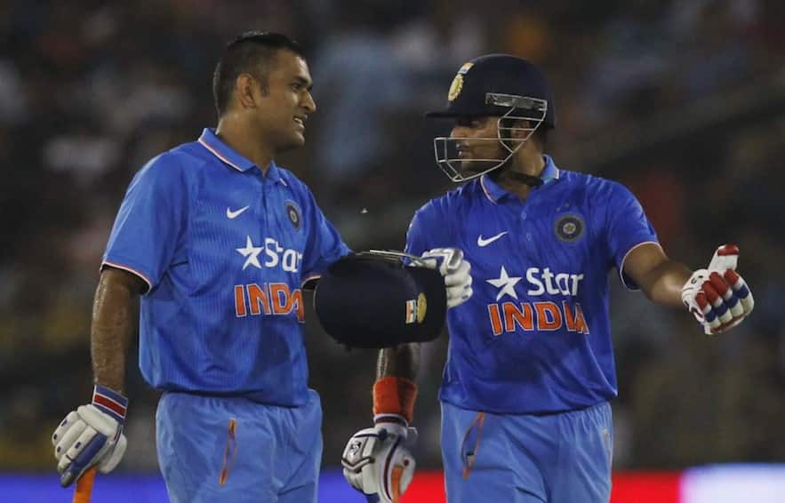 MS Dhoni and Suresh Raina during a T20I match in 2015 (AP)