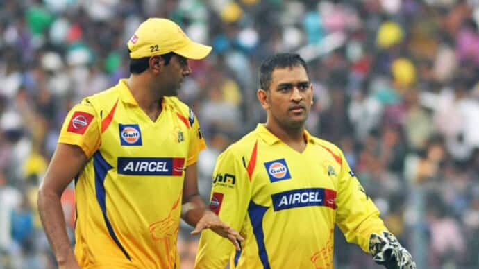 Ashwin could play alongside Muralitharan after Dhoni's shift in plans [X.com]