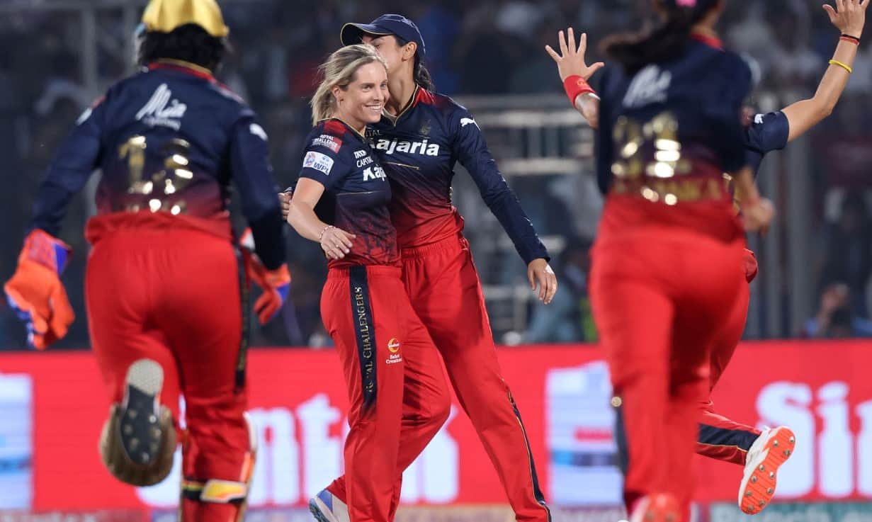Sophie Molineux has pulled things back for RCB-W after a blistering start by DC-W (Twitter)