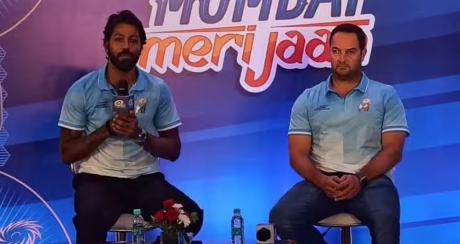 Hardik & Boucher during the press conference 
