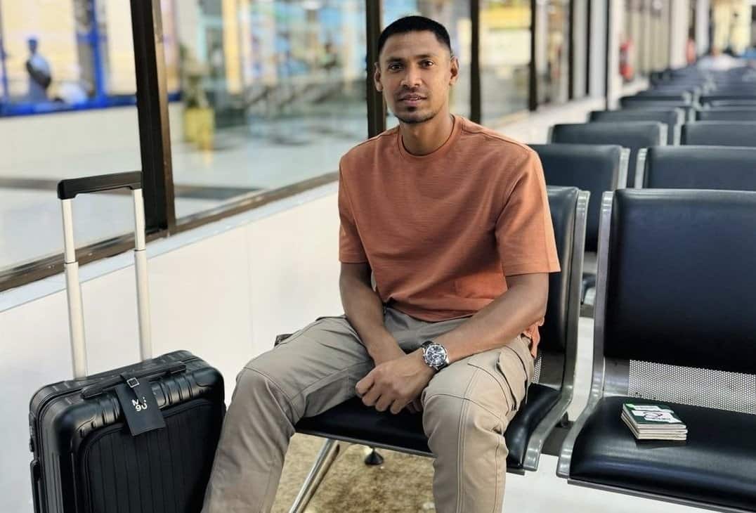Mustafizur Rahman at airport (X.com)