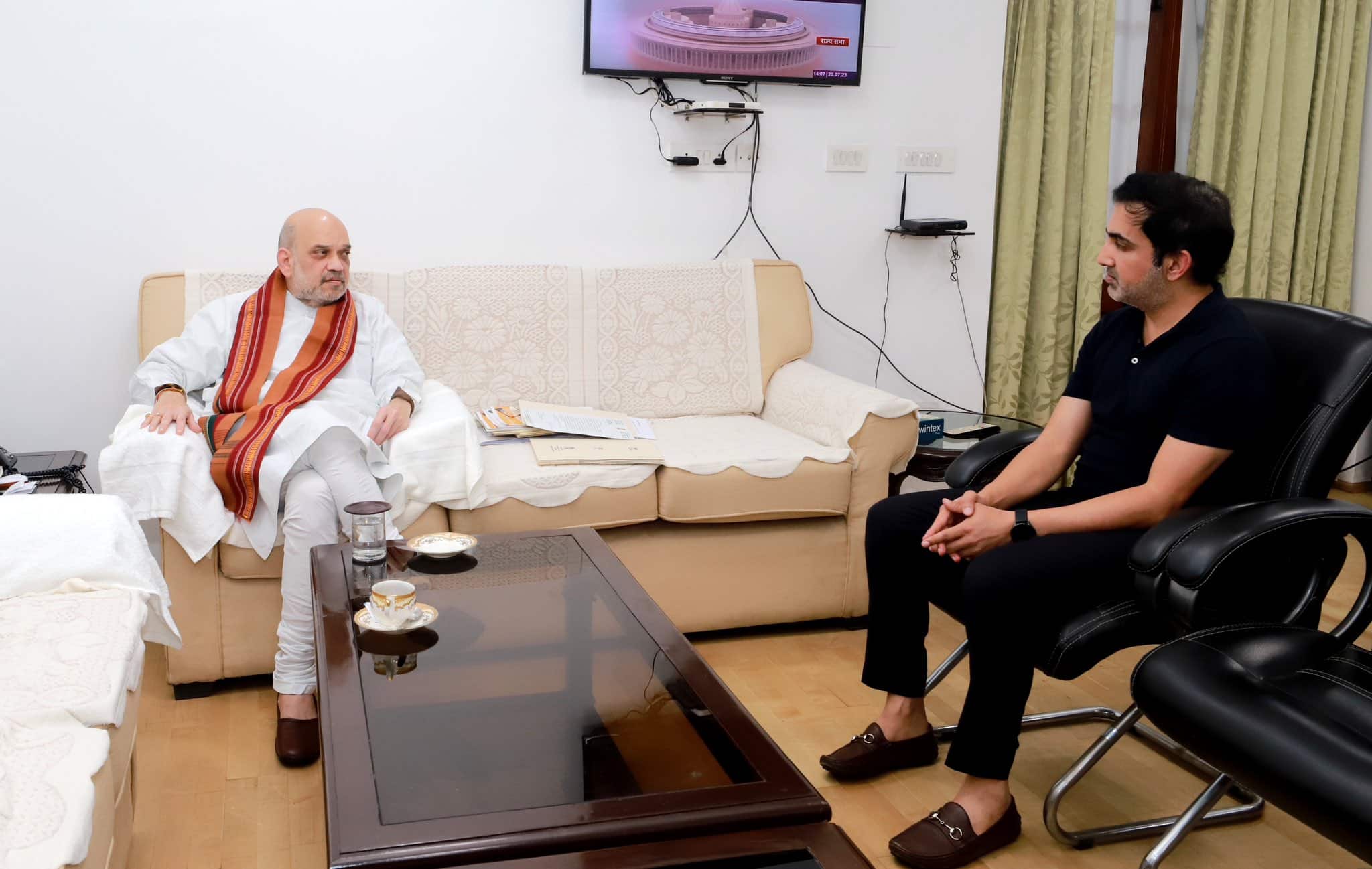 Gautam Gambhir with the Home Minister Amit Shah (X.com)