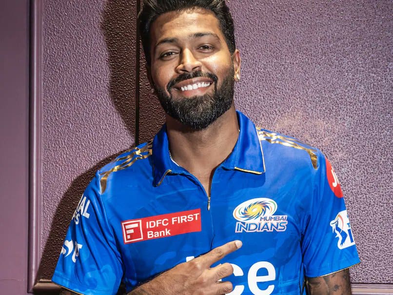 Hardik Pandya is back in Mumbai colours for IPL 2024 (x.com)