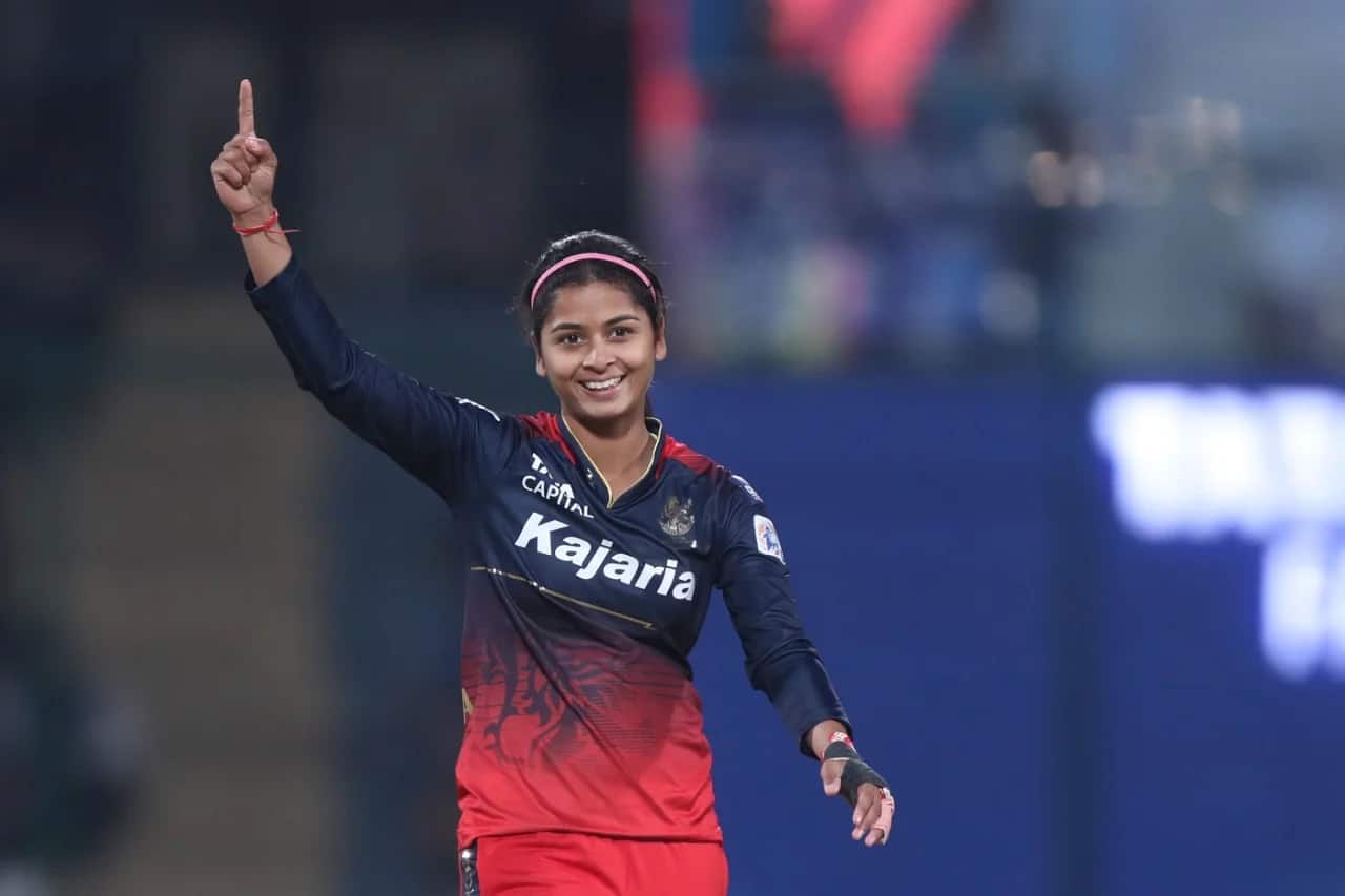 Shreyanka Patil celebrating a wicket in WPL 2024 [X.com]
