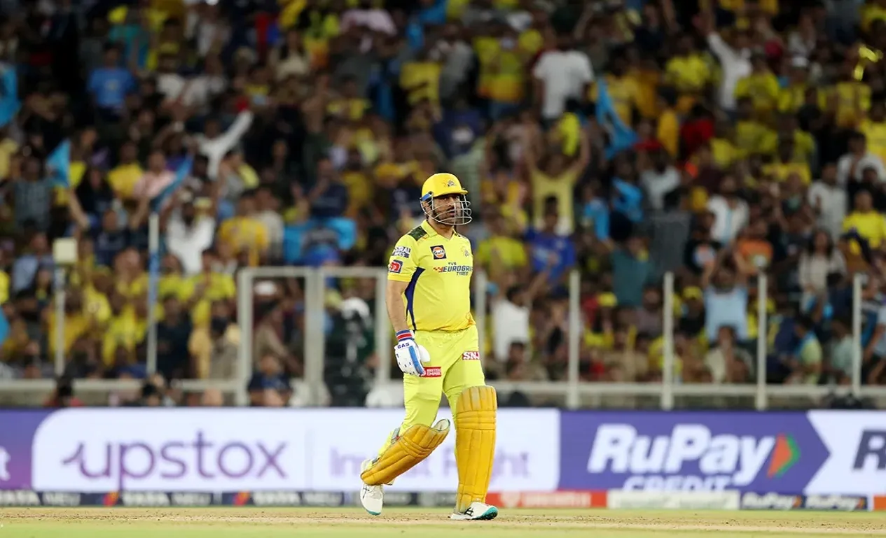 MS Dhoni has stepped down as CSK's captain (Twitter)