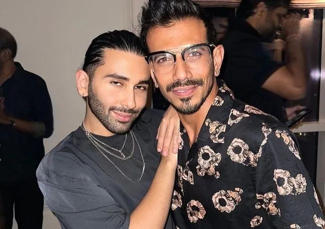 Orry seen with Indian cricketer Yuzvendra Chahal [X.com]