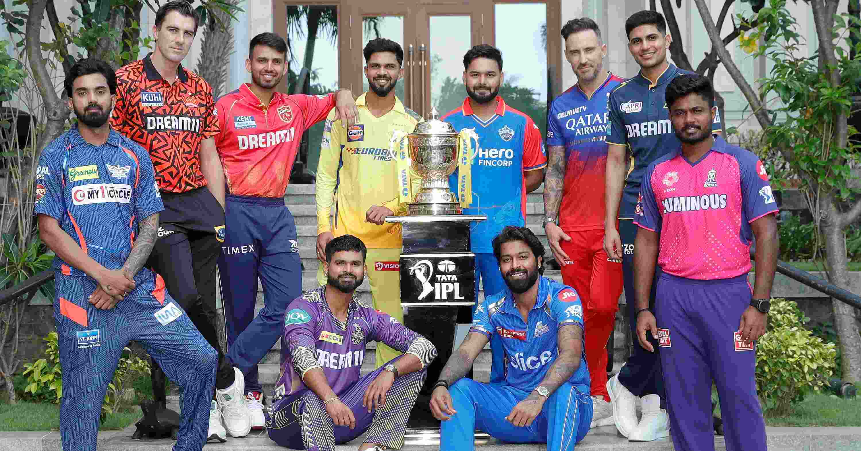 IPL 2024 Team's Captains with IPL Trophy [x.com]