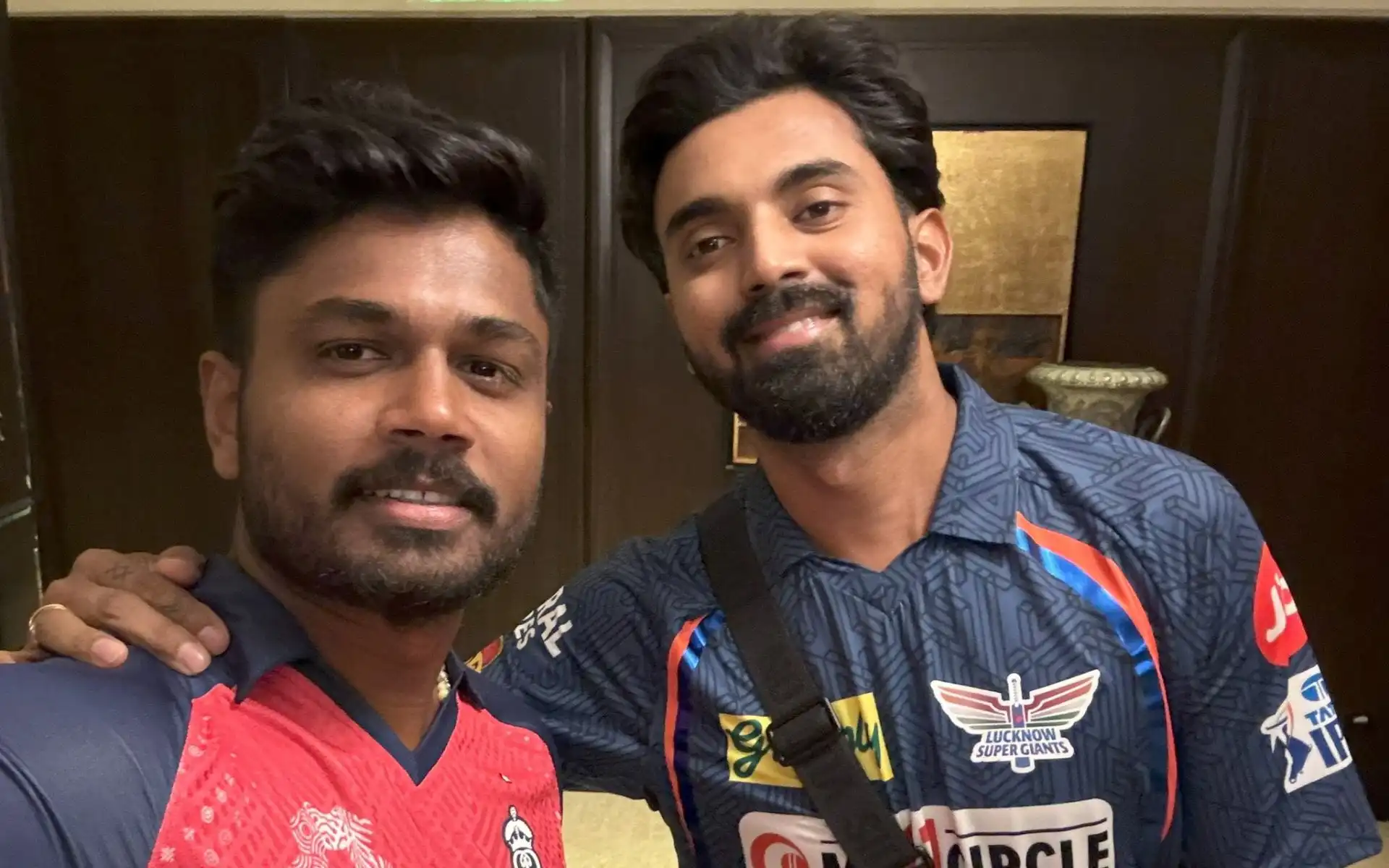 Royals take on the Super Giants in their opening game of IPL 2024 [X.com]