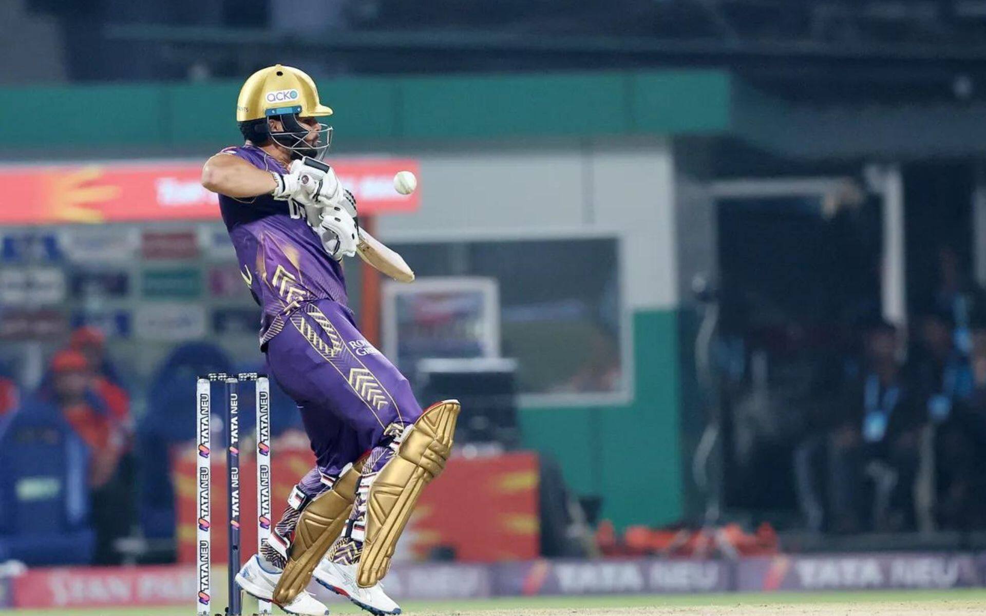 SRH's T Natarajan dismisses KKR's Rinku Singh [x.com]