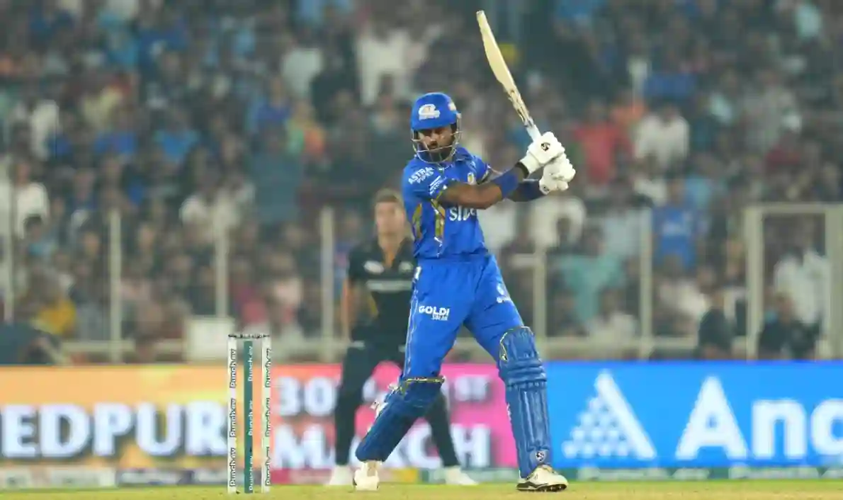 Hardik Pandya promoted Tim David ahead of himself in the batting order (IPLT20.com)