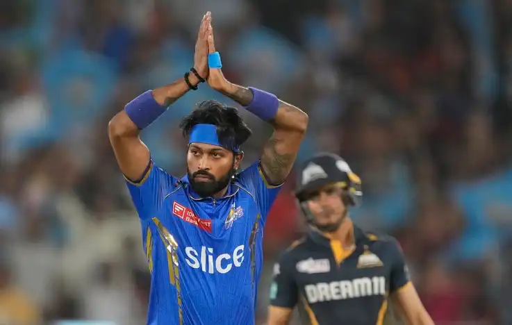 Hardik Pandya in the frame alongside Shubman Gill (AP Photo)
