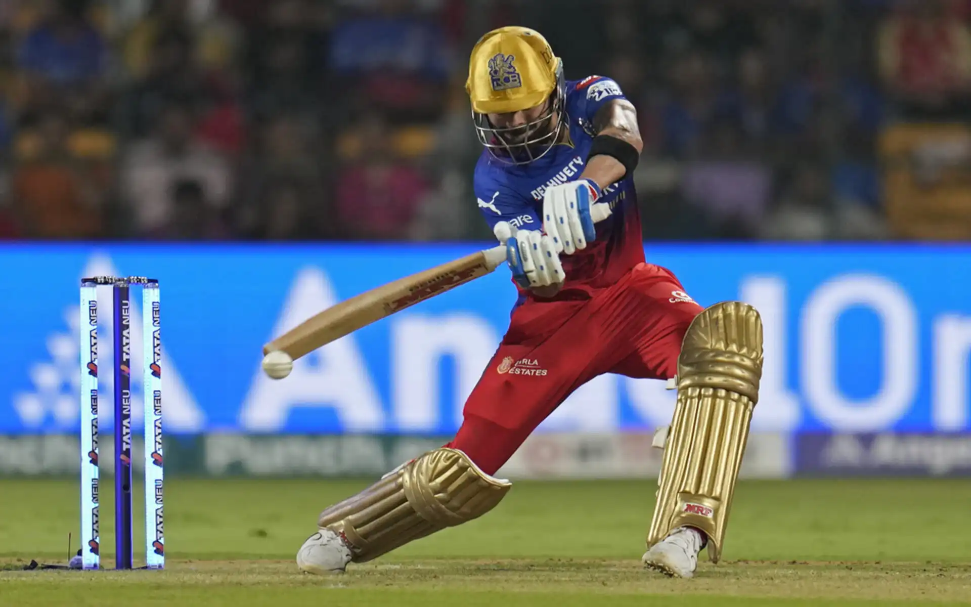 Virat Kohli playing shots against RCB (Source: AP Photo)