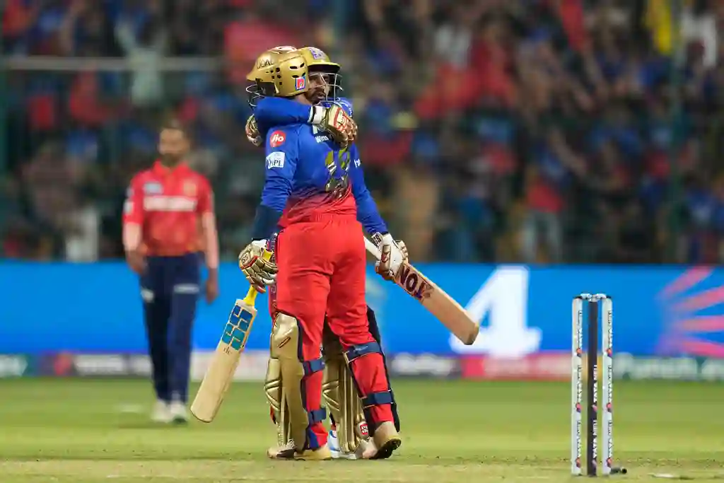 'Wasn't Completely In Control, But..' - Dinesh Karthik Credits Mahipal Lomror