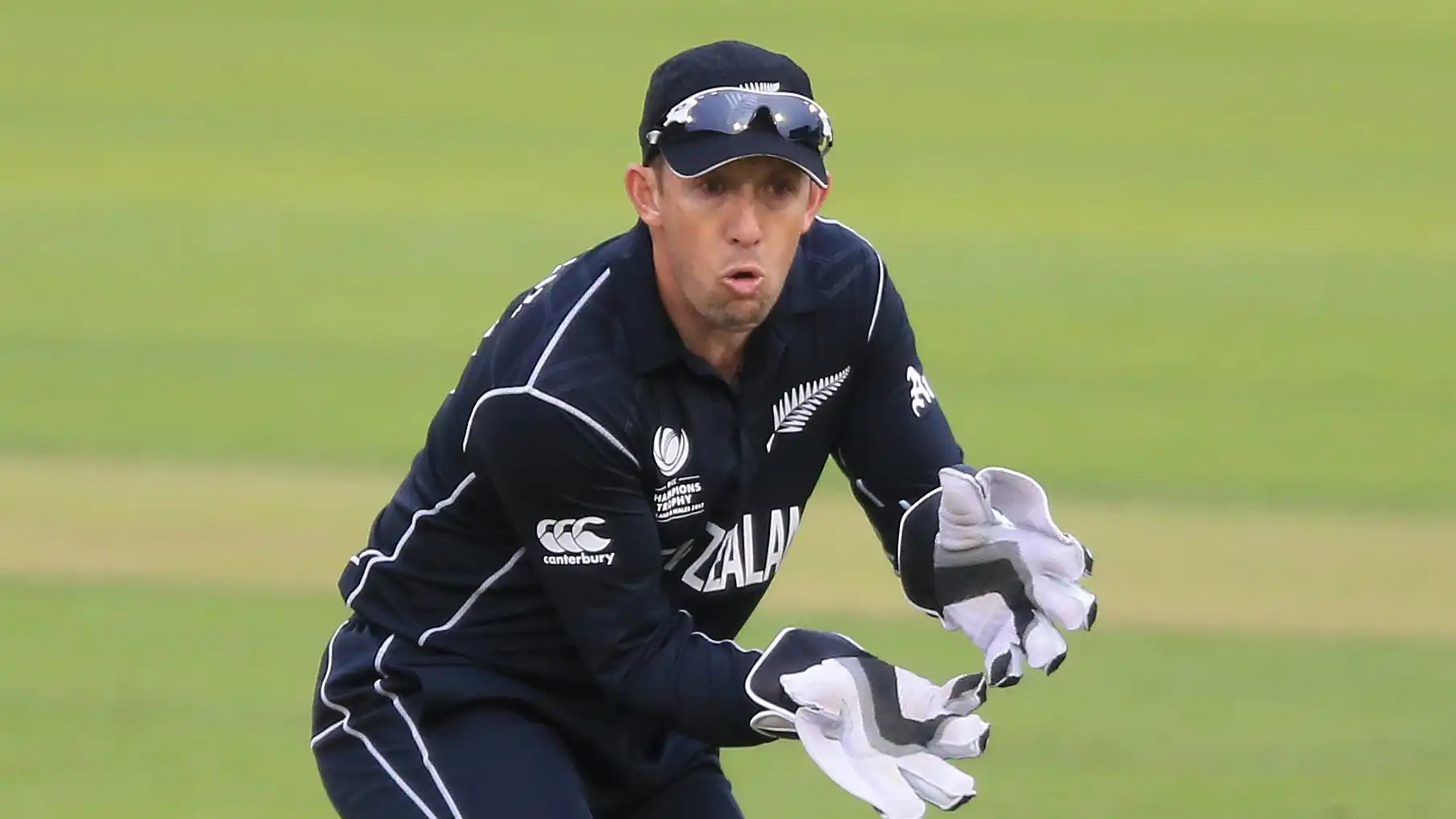 PCB approaches Luke Ronchi to be head coach of men's team [x.com]