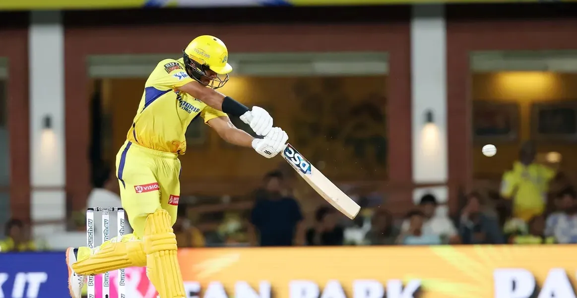 Rachin Ravindra gave a blazing start to CSK against GT [iplt20.com]
