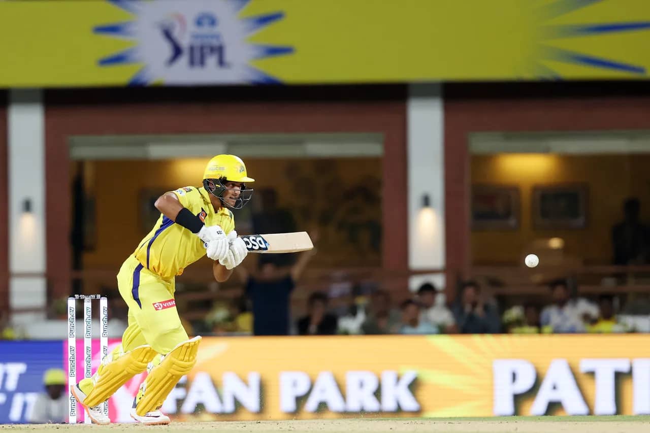 IPL 2024, CSK vs GT - Rachin Proves His Worth, Returns INR 10 L Profit to the Franchise with His Performance